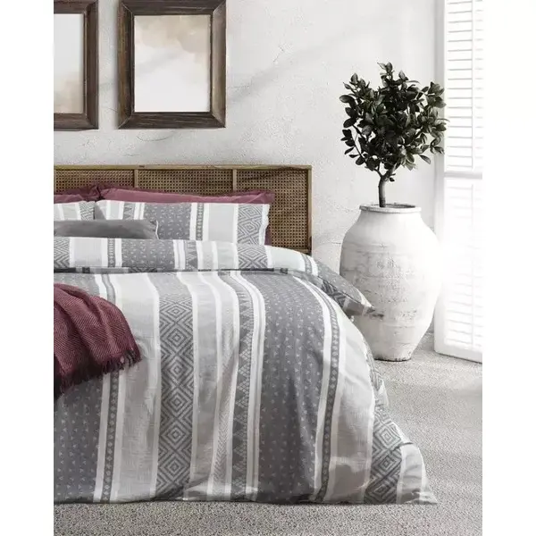 https://cdn.madamecocolebanon.com/www.madamecocolebanon.com/public/data/products_600_600/680b473588fe4.webp