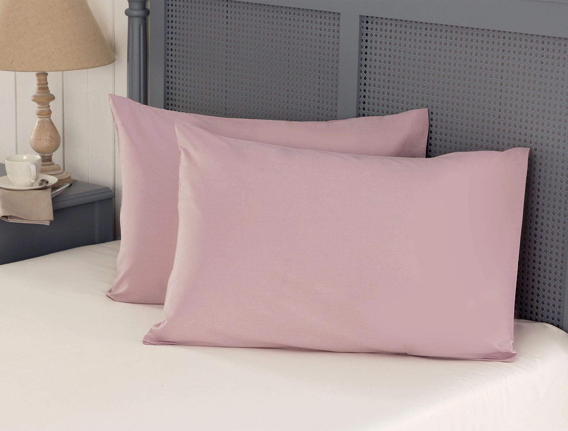 https://cdn.madamecocolebanon.com/www.madamecocolebanon.com/public/data/products_gallery/65f3202be7cbc.webp