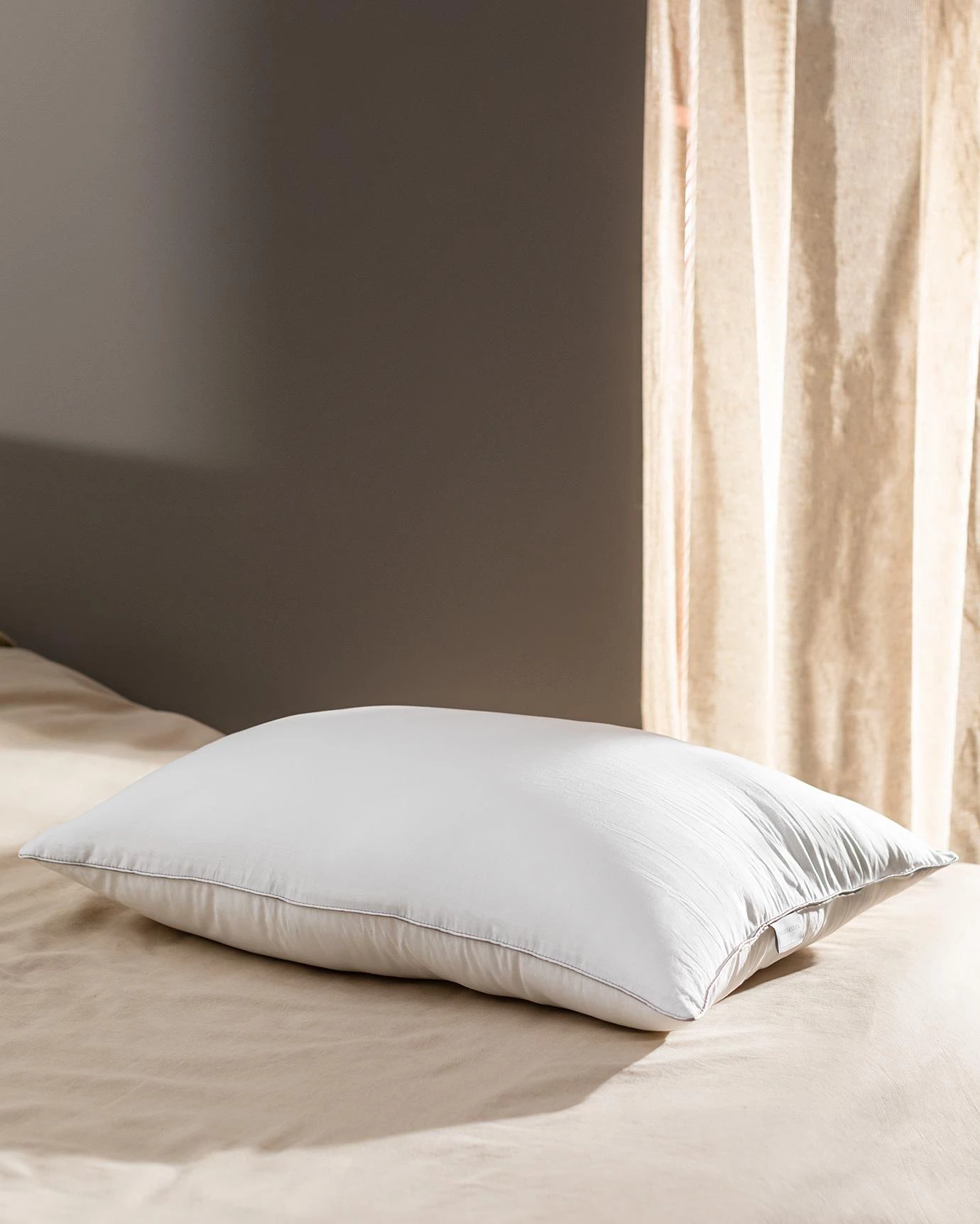 https://cdn.madamecocolebanon.com/www.madamecocolebanon.com/public/data/products_gallery/65f3205b318a4.webp