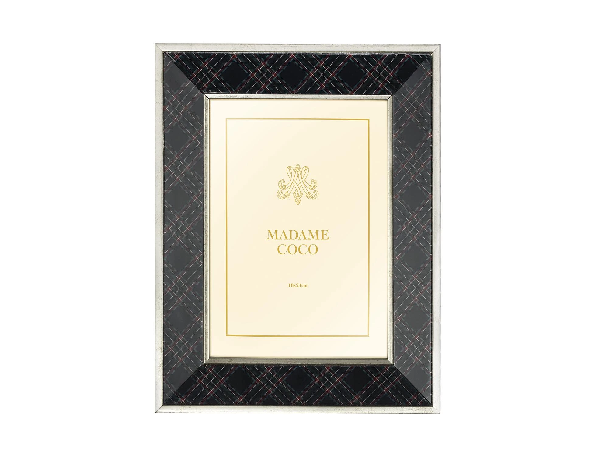 https://cdn.madamecocolebanon.com/www.madamecocolebanon.com/public/data/products_gallery/66d0197b11cea.webp