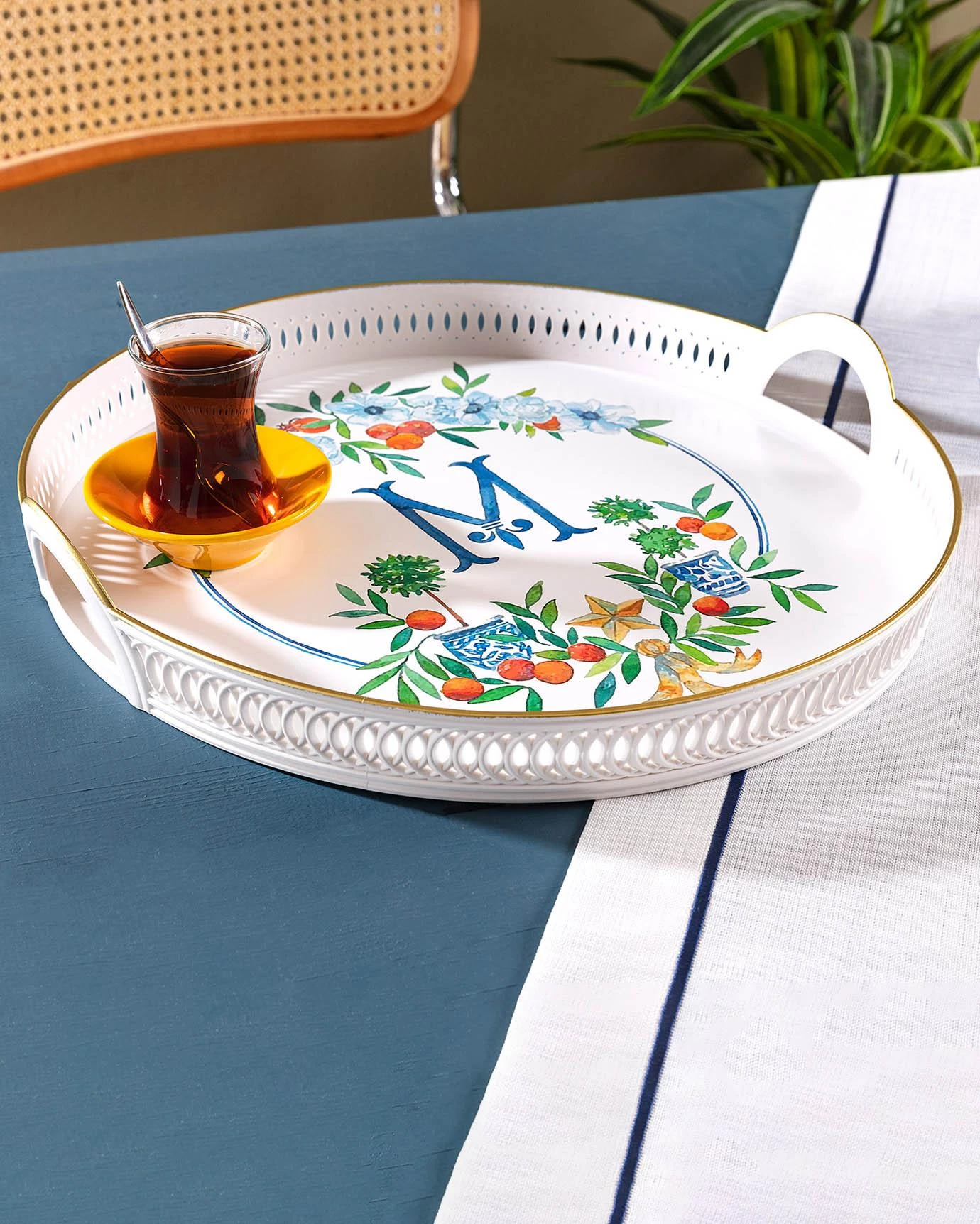 https://cdn.madamecocolebanon.com/www.madamecocolebanon.com/public/data/products_gallery/671ba22ed8f19.webp