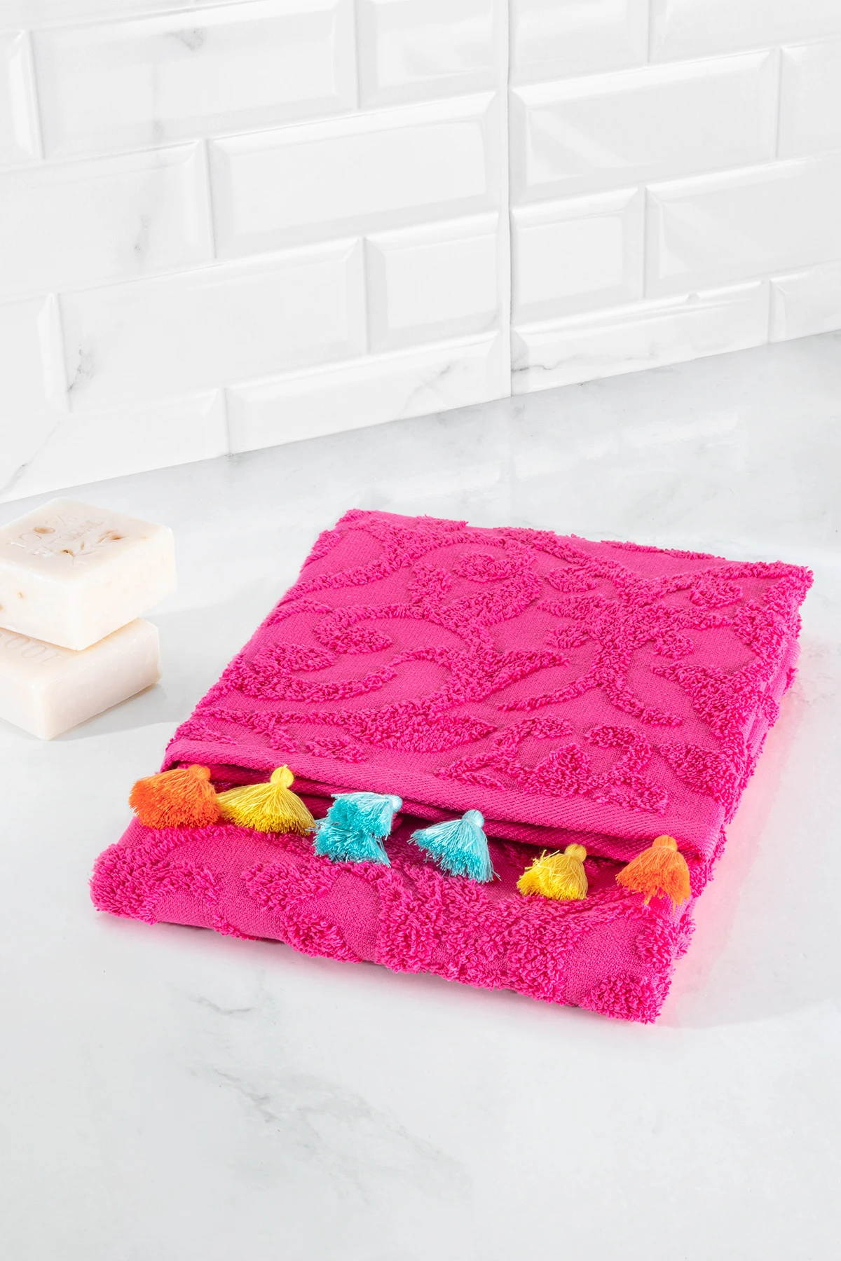https://cdn.madamecocolebanon.com/www.madamecocolebanon.com/public/data/products_gallery/67f4c589341ec.webp