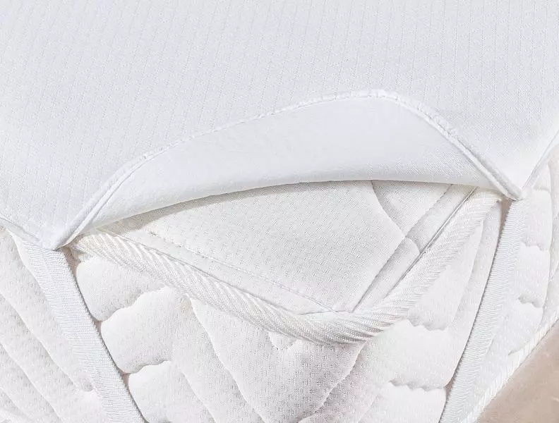 https://cdn.madamecocolebanon.com/www.madamecocolebanon.com/public/data/products_gallery_600_600/6604304a7ce25.webp