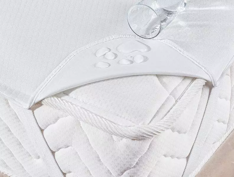 https://cdn.madamecocolebanon.com/www.madamecocolebanon.com/public/data/products_gallery_600_600/6604304a7ce25.webp