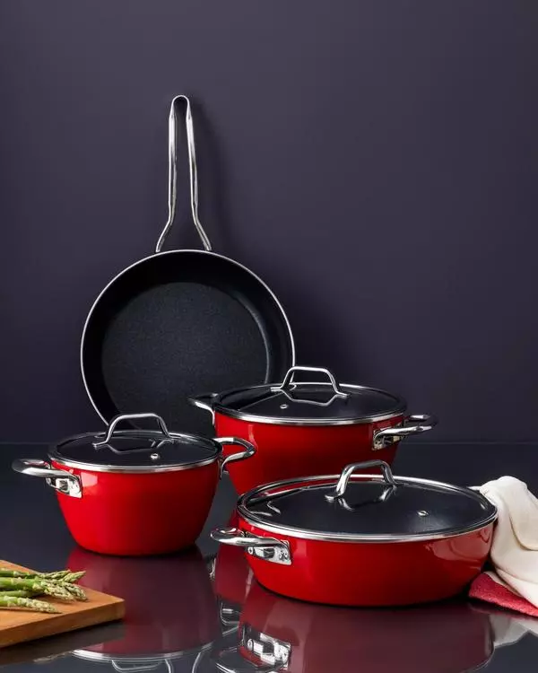 Titanium Enamelled Cookware Set