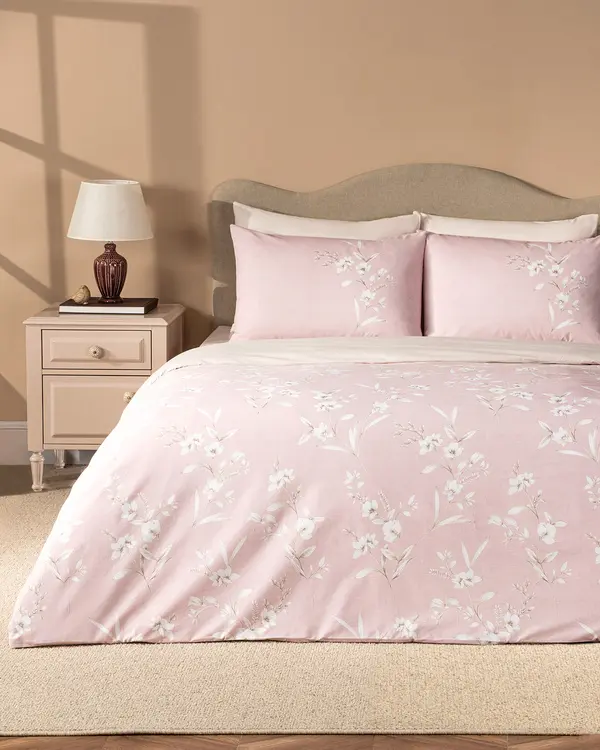 https://cdn.madamecocolebanon.com/www.madamecocolebanon.com/public/data/products_gallery_600_600/67f4c79770e81.webp