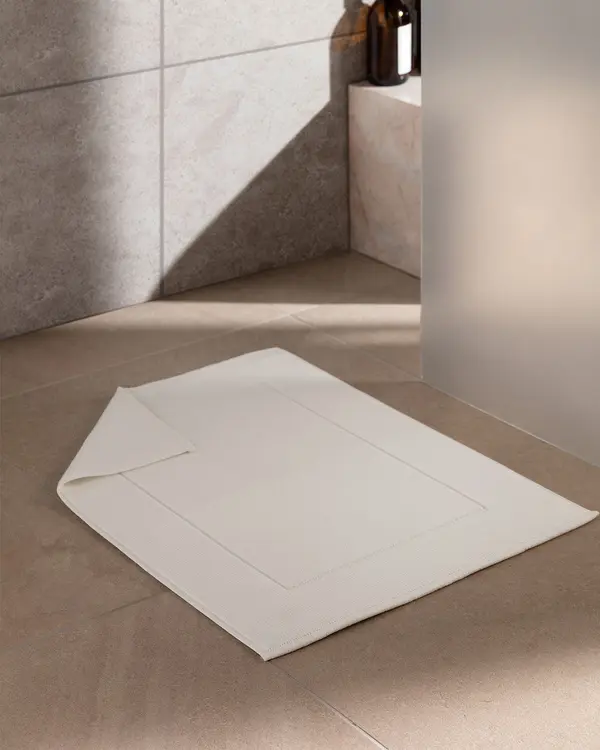 https://cdn.madamecocolebanon.com/www.madamecocolebanon.com/public/data/products_gallery_600_600/686769e699d41.webp