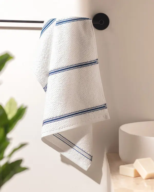 https://cdn.madamecocolebanon.com/www.madamecocolebanon.com/public/data/products_gallery_600_600/686769e95fb5b.webp