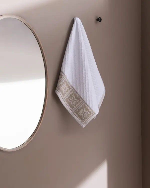 https://cdn.madamecocolebanon.com/www.madamecocolebanon.com/public/data/products_gallery_600_600/68676a09c190b.webp