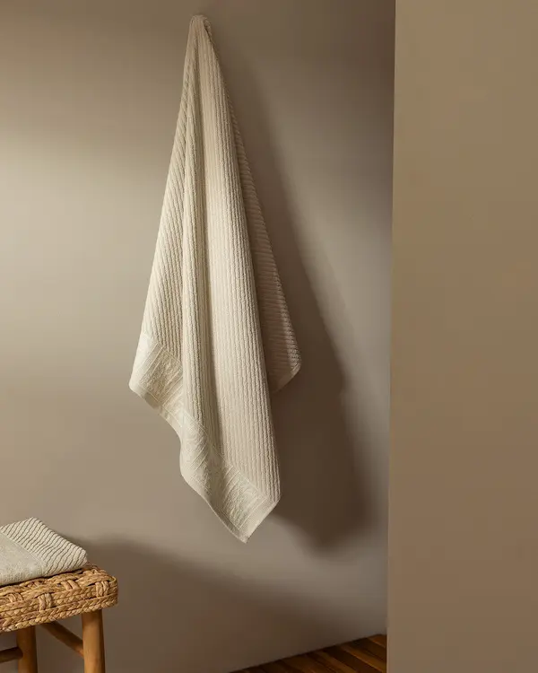 https://cdn.madamecocolebanon.com/www.madamecocolebanon.com/public/data/products_gallery_600_600/68676a0d9cb8f.webp
