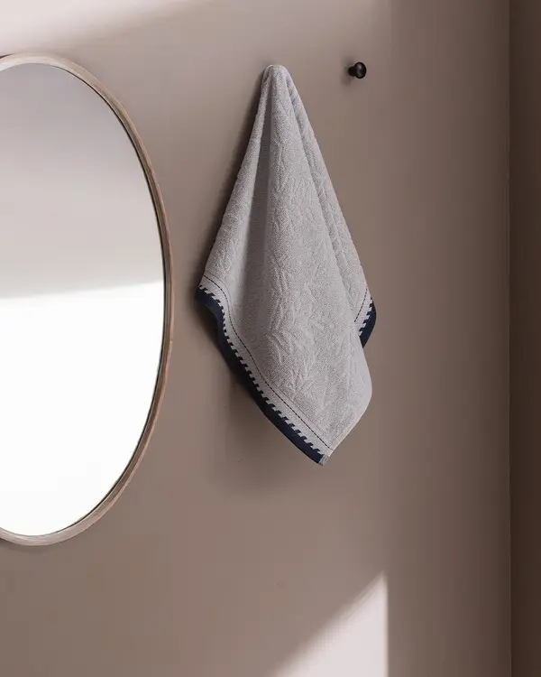 https://cdn.madamecocolebanon.com/www.madamecocolebanon.com/public/data/products_gallery_600_600/68676a1796186.webp